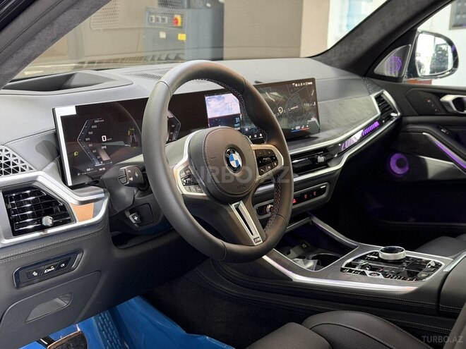 BMW X7-13