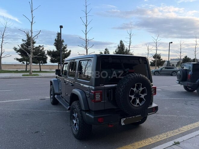 Jeep Wrangler-4