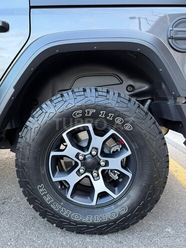 Jeep Wrangler-7