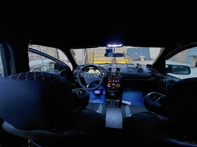 Opel Astra-11