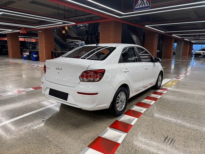 Kia Soluto-5
