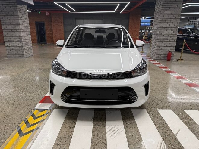 Kia Soluto-2