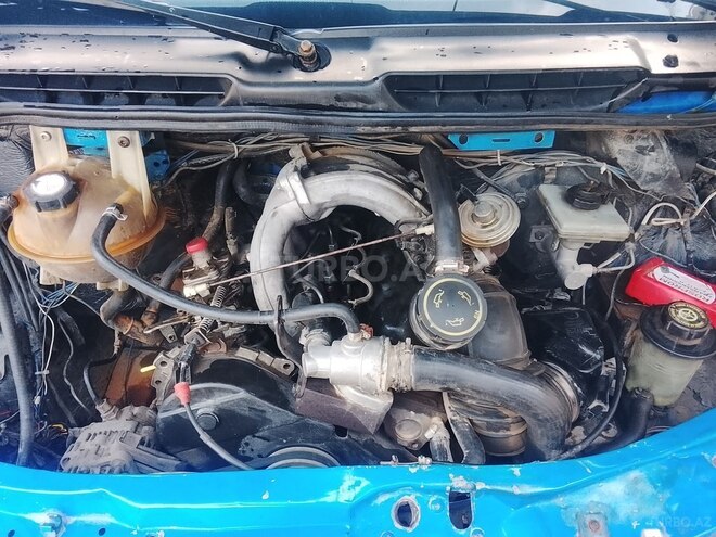 Ford Transit-9