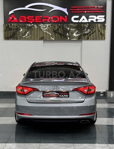 Hyundai Sonata-9