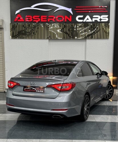 Hyundai Sonata-13