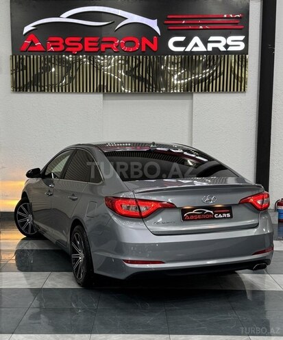 Hyundai Sonata-10