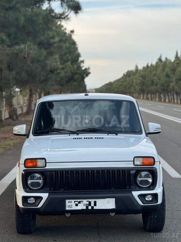LADA (VAZ) Niva-1