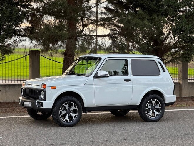 LADA (VAZ) Niva-5