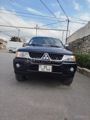 Mitsubishi Montero Sport-4