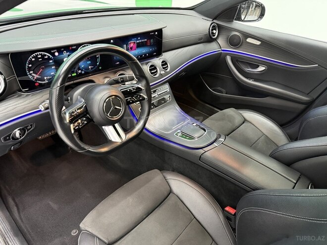 Mercedes E 300 e 4MATIC-8