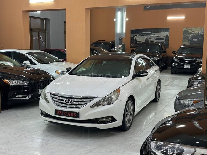 Hyundai Sonata-2