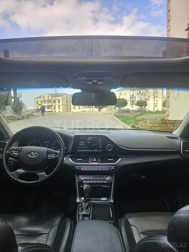 Hyundai Grandeur-12