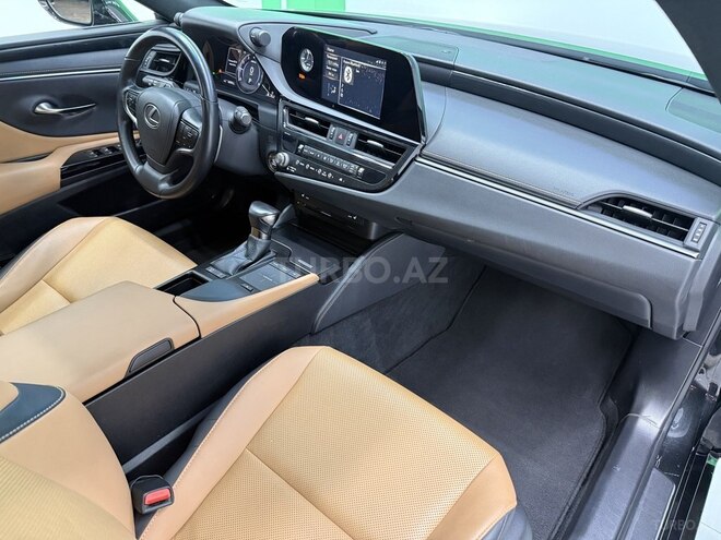 Lexus ES 200-11