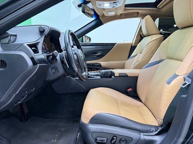 Lexus ES 200-7