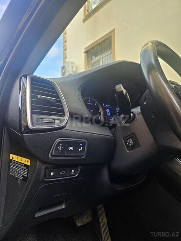 Hyundai Grandeur-19