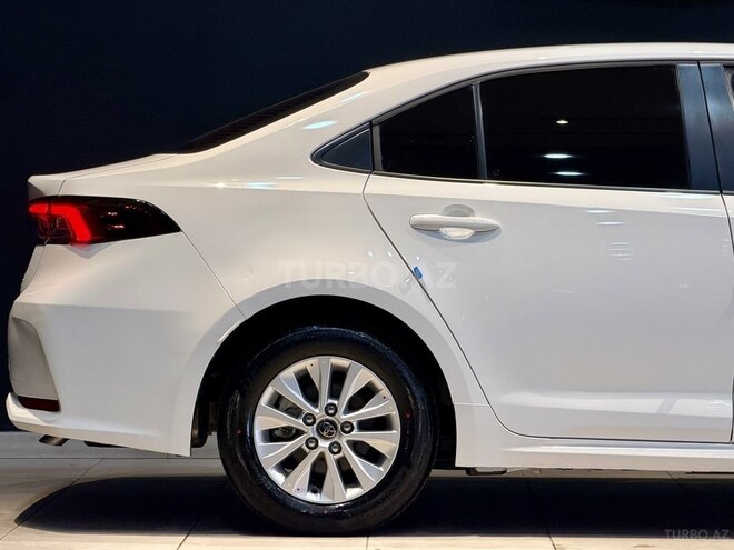 Toyota Corolla-11