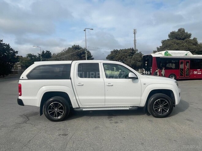 Volkswagen Amarok-5