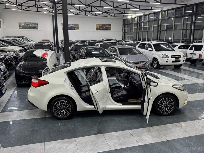 Kia Cerato-14