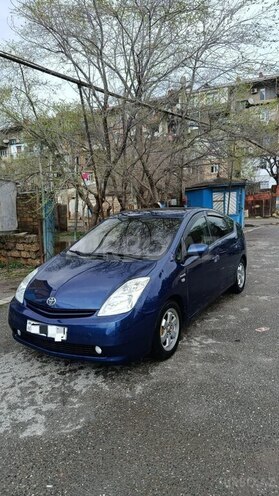 Toyota Prius-3