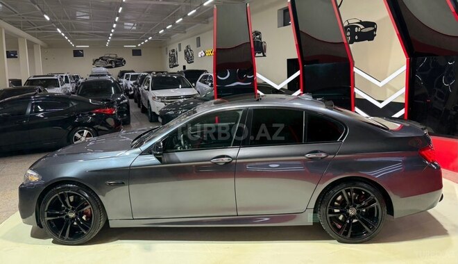 BMW 528-8