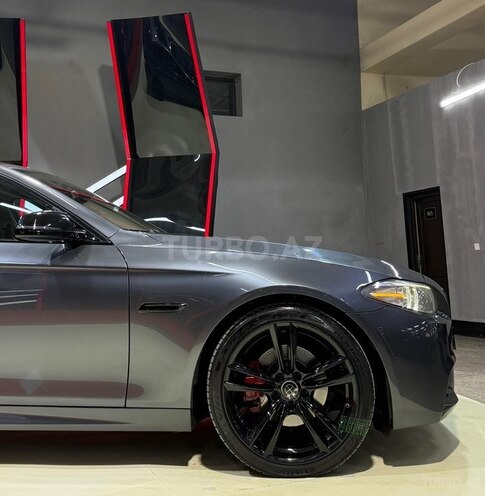 BMW 528-12