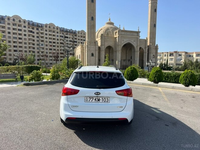 Kia Ceed SW-12