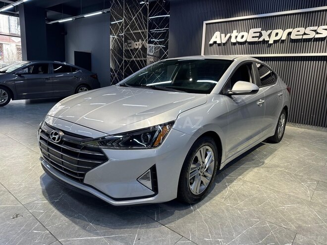 Hyundai Elantra-6