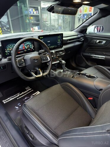 Ford Mustang-8