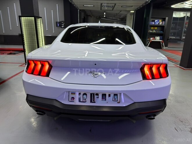 Ford Mustang-2