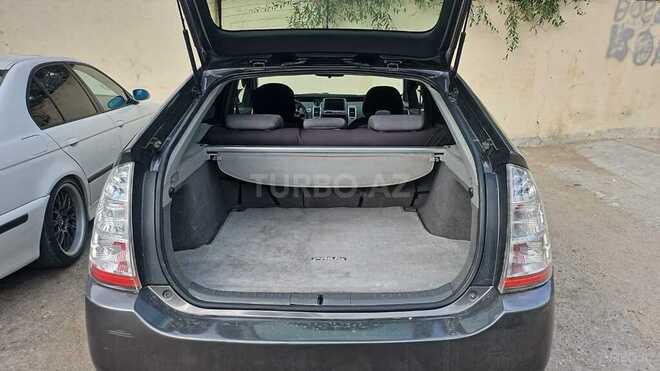 Toyota Prius-2