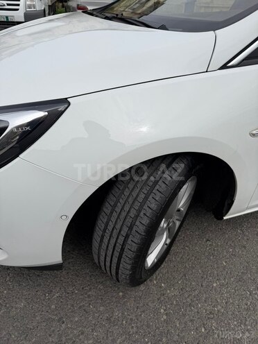 Opel Astra-7