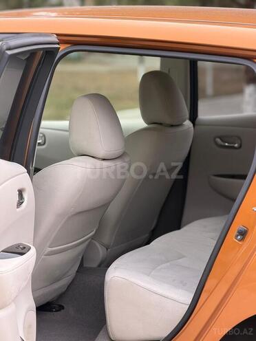 Nissan Leaf-9