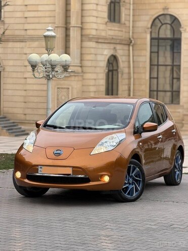 Nissan Leaf-1