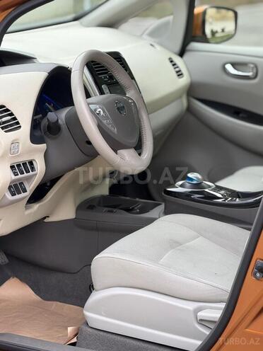 Nissan Leaf-7