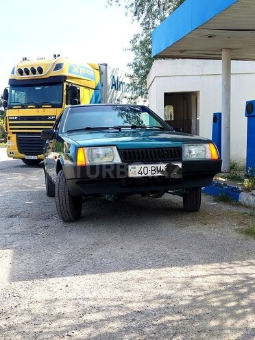 LADA (VAZ) 21099-1