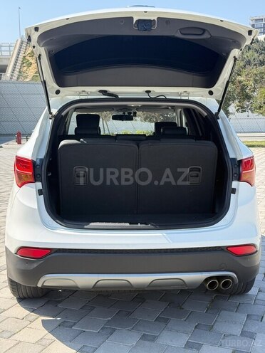 Hyundai Santa Fe-5