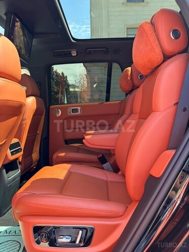 Li Auto L8-6