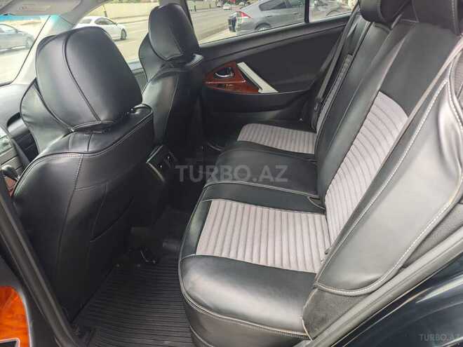 Toyota Camry-8