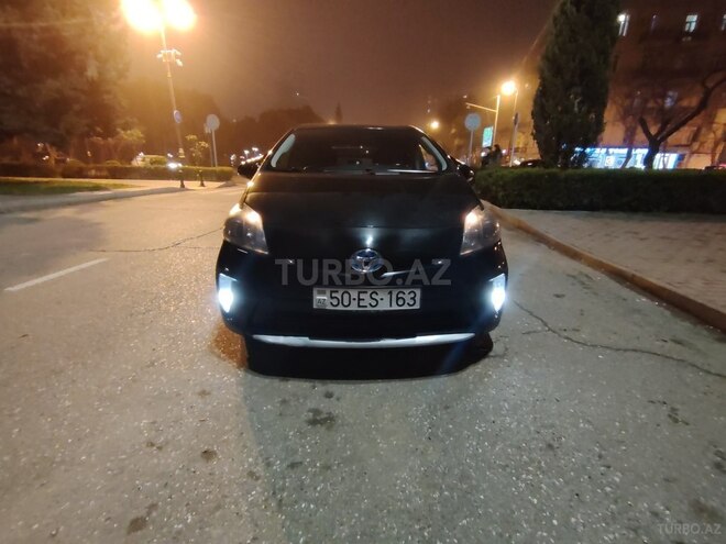 Toyota Prius-9