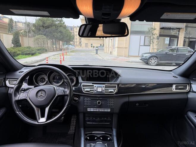 Mercedes E 250 4MATIC-9
