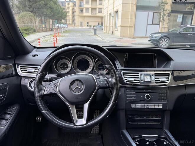 Mercedes E 250 4MATIC-10