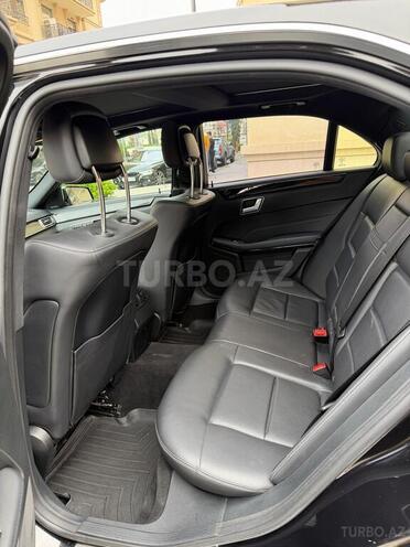 Mercedes E 250 4MATIC-13