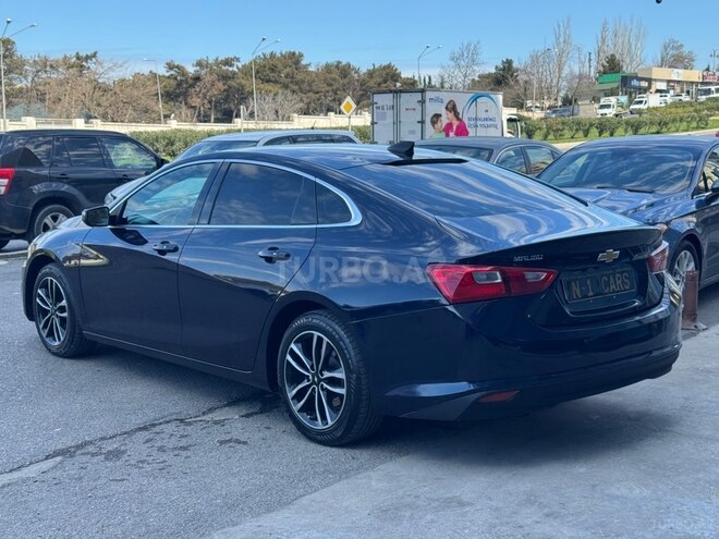 Chevrolet Malibu-5