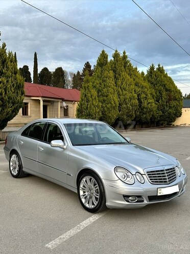 Mercedes E 220-3