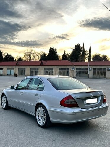 Mercedes E 220-7