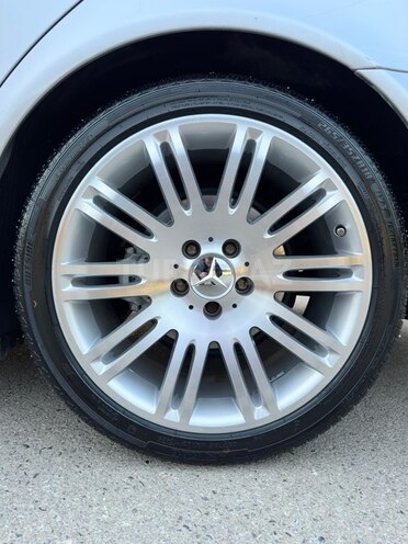 Mercedes E 220-18