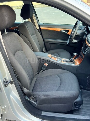Mercedes E 220-14