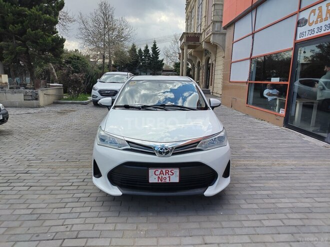 Toyota Corolla Fielder-1