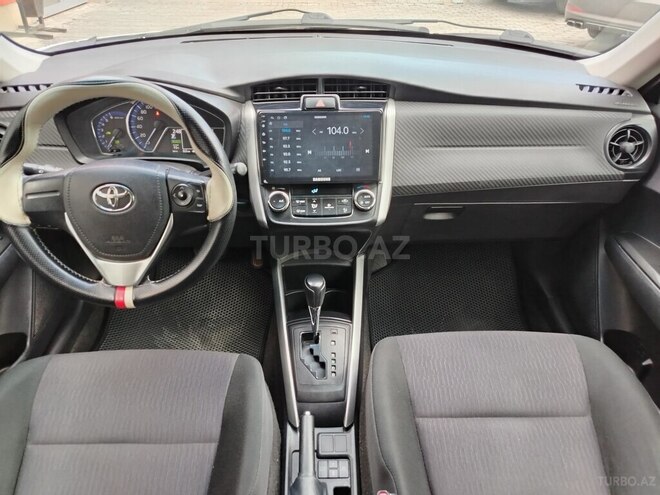 Toyota Corolla Fielder-18