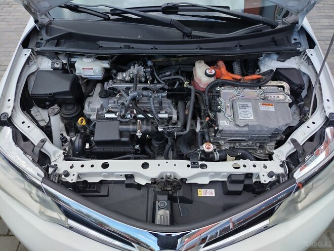 Toyota Corolla Fielder-24